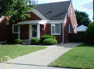 15647 Hanover Ave, Allen Park, MI 48101