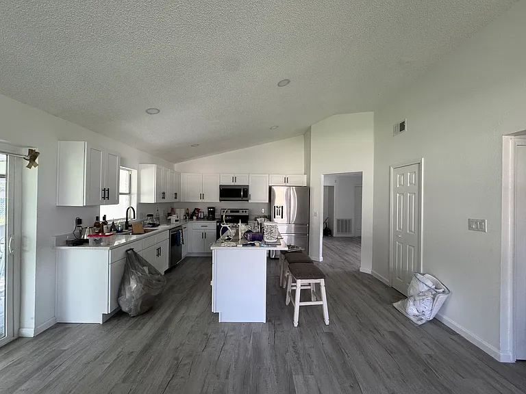 303 Silk Oak Dr — Photo 11