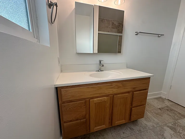 1015 E Wilson Ave #4 — Photo 18