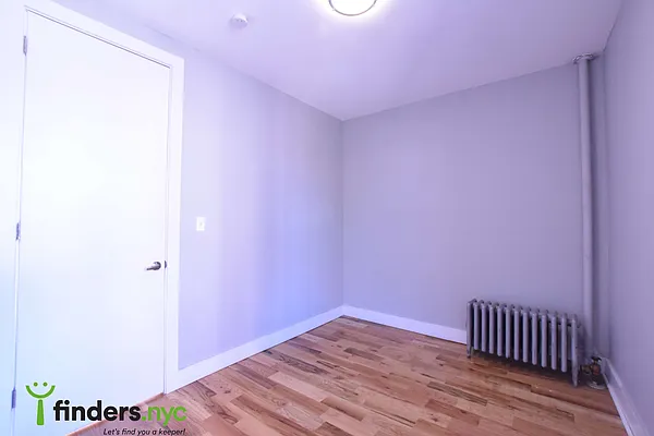 Rented by Clove Realty LLC | media 6