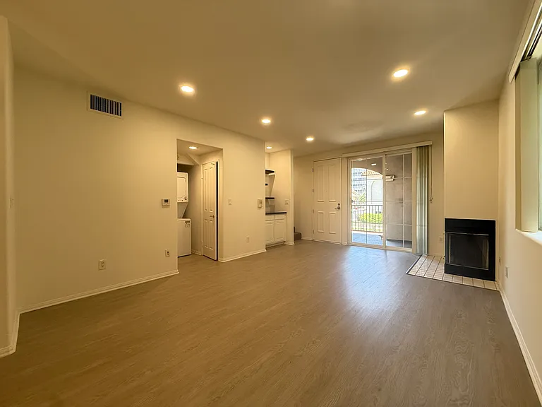 5002 Tilden Ave #101A — Photo 1