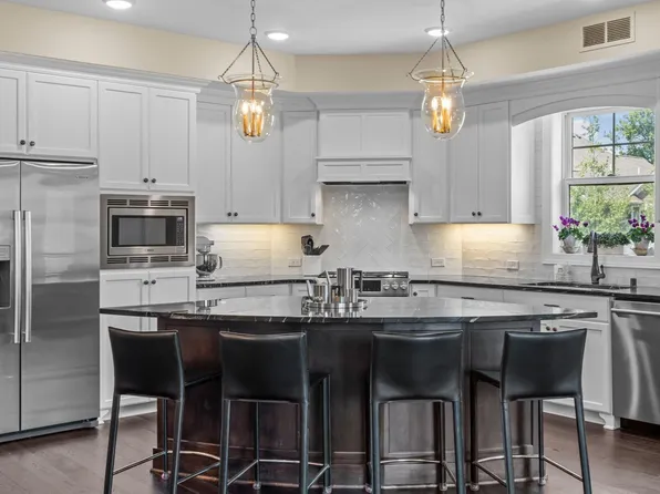 15420 Oakcroft Pl APT 224, Wayzata, MN 55391