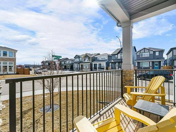 4th image of 37 Legacy Glen Line SE