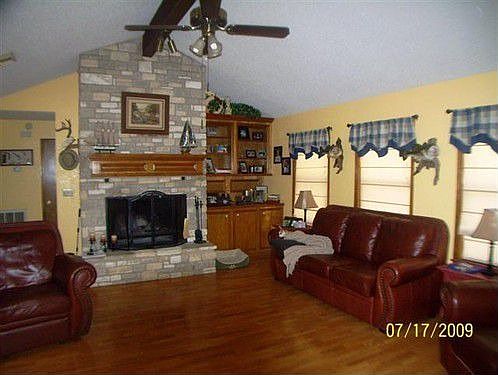 2nd image of 120 Cliffwood