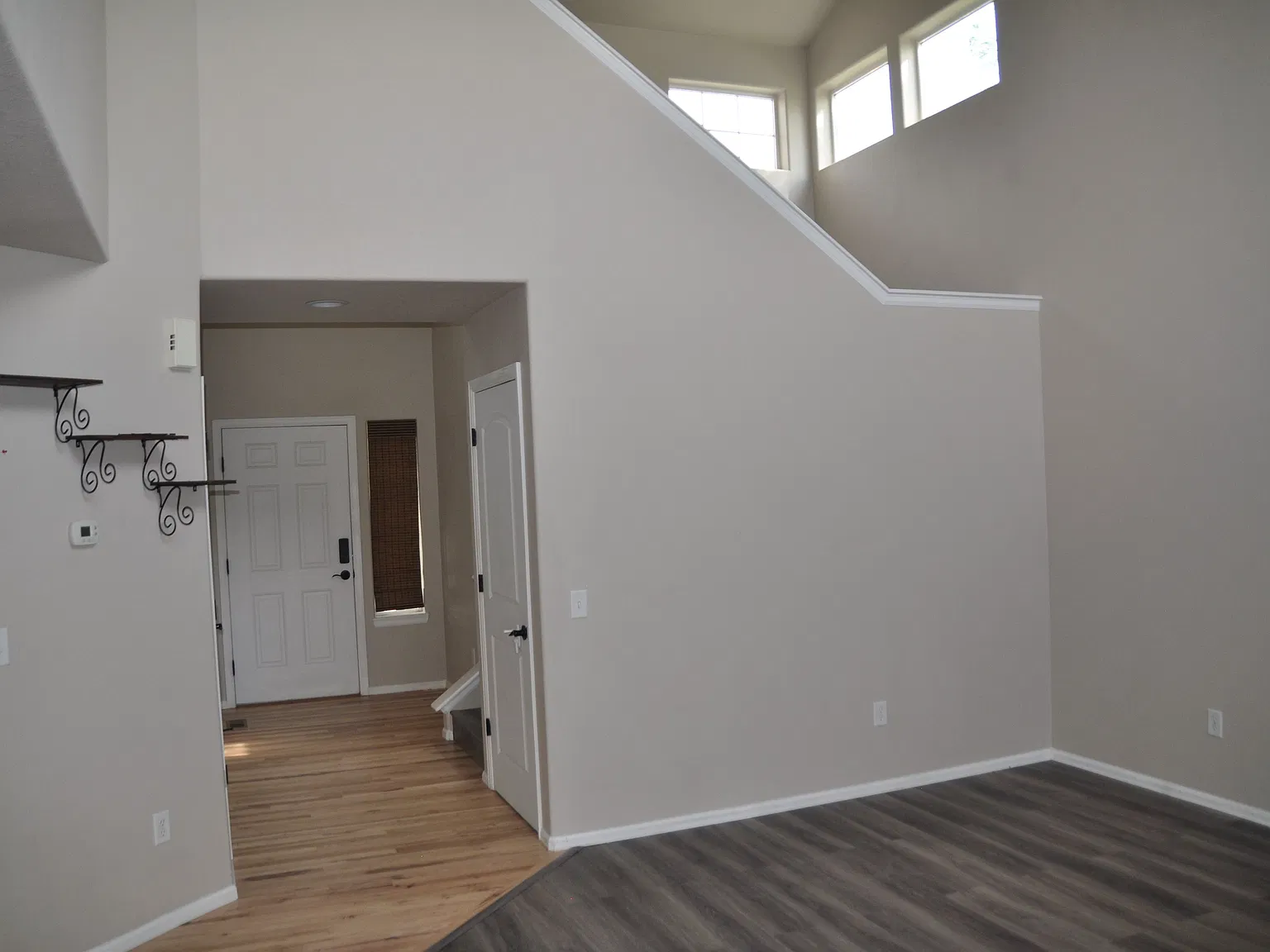 4 bed, 3.5 bath, 2507 sqft, $3,000 — Photo 4