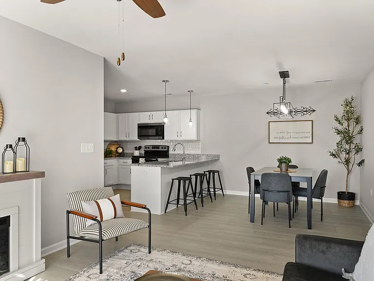2278 Landmark Way NE #307A — Photo 3