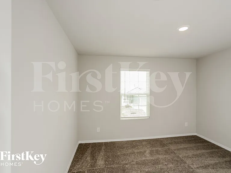 6441 Cotton Rdg — Photo 11