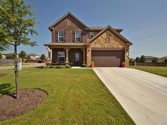 2nd image of 676 Bottle Brush Dr