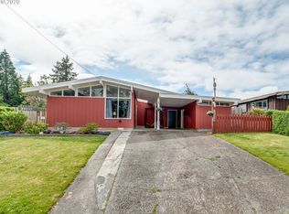 1635 N 15th St, Coos Bay, OR 97420