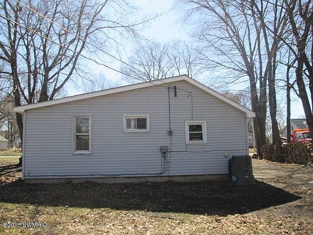 1st image of 211 McKee St