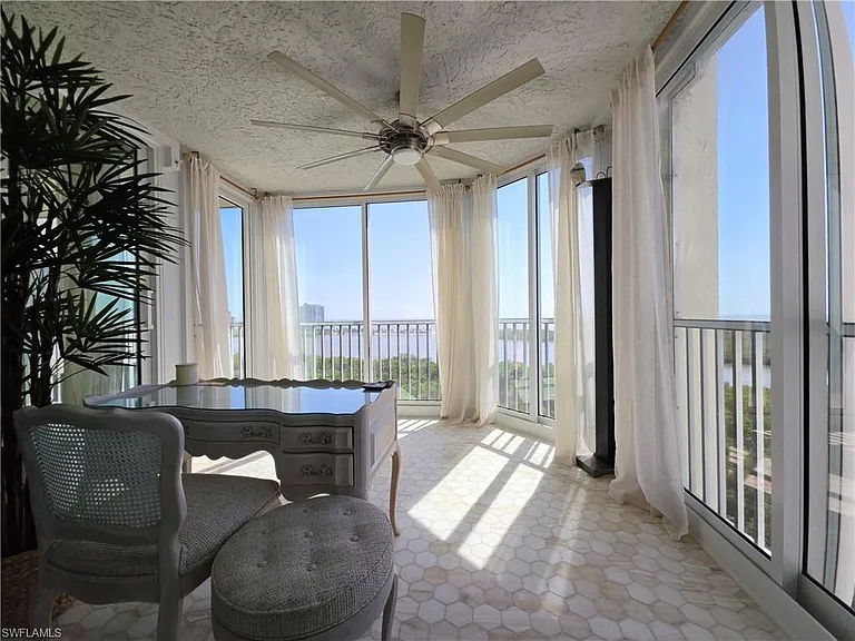5550 Heron Point Dr #903 — Photo 1