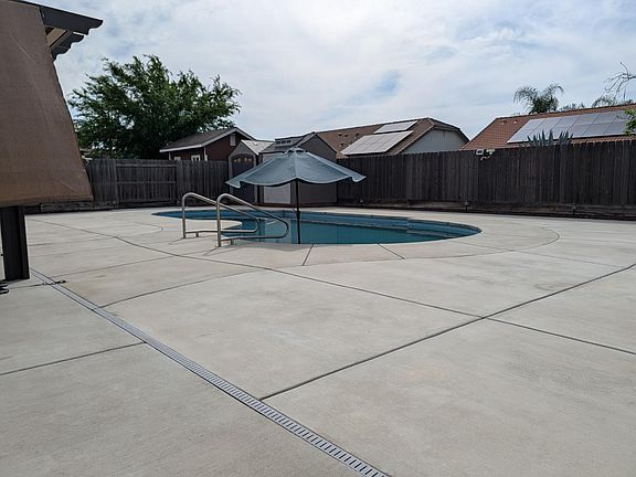 5th image of 1402 Tevin Way