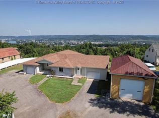 135 Margy Ln, South Charleston, WV 25309