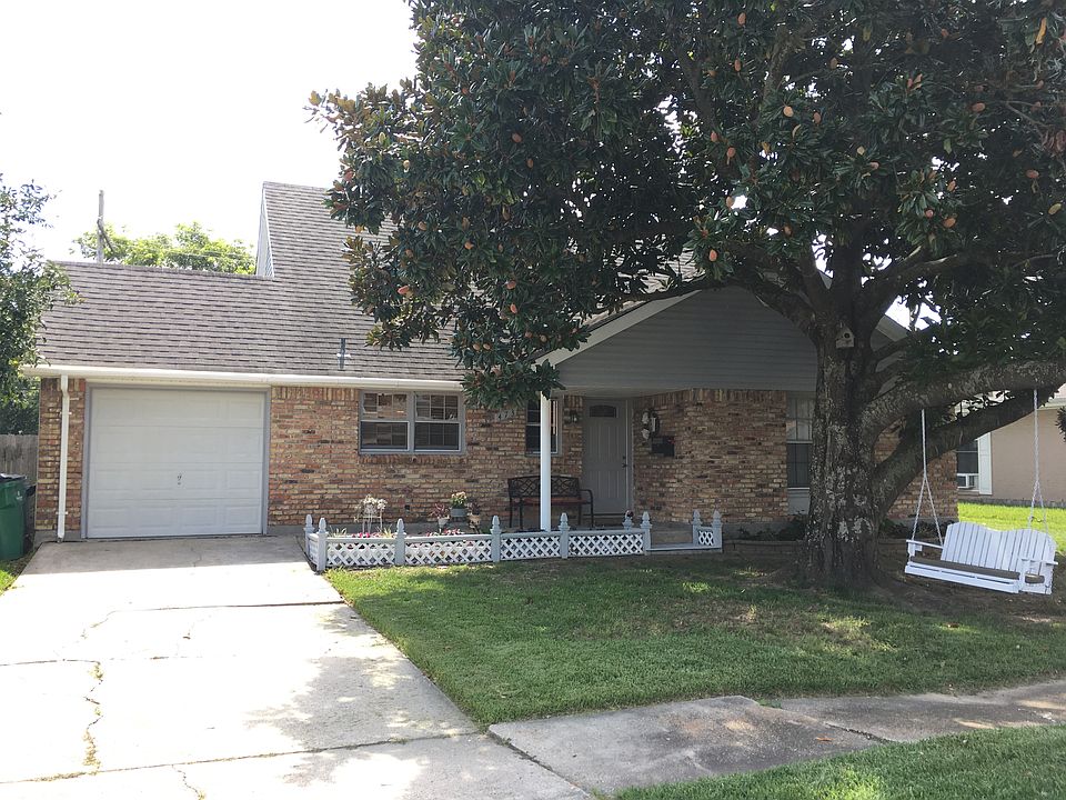 1st image of 473 Brookmeade Dr