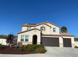 520 Saddle Pl, Escondido, CA 92026