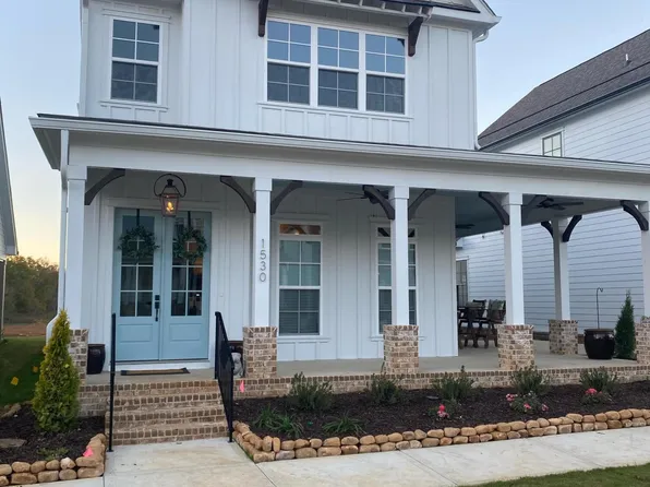 1530 Little Sorrel Rd, Hixson, TN 37343