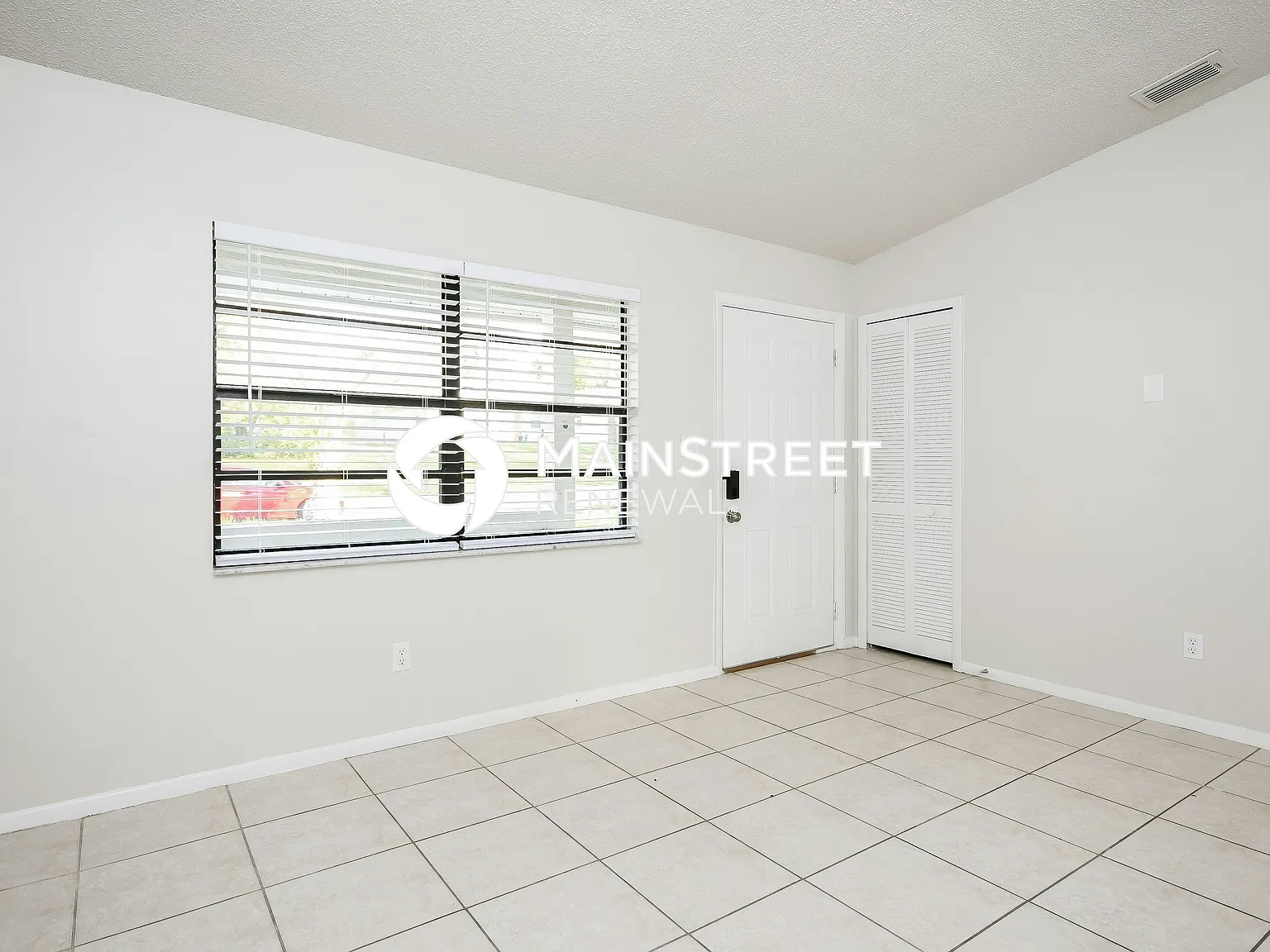 1514 Prairie Lake Blvd — Photo 3