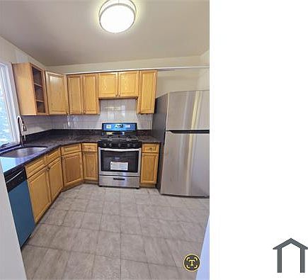 1st image of 7737 168th St Floor 2