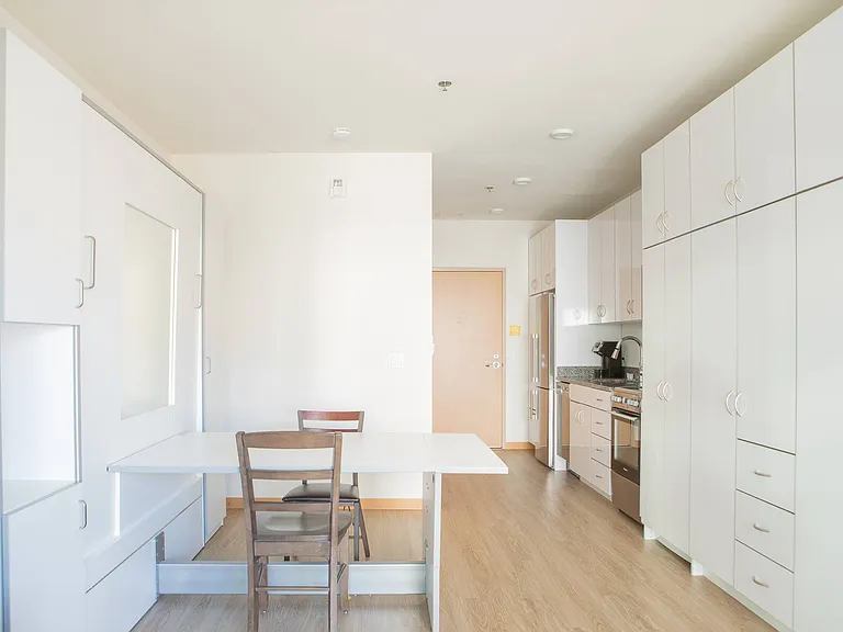1642 N Water St #618 — Photo 7