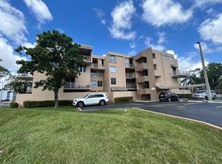 10700 SW 108th Ave APT C216, Miami, FL 33176