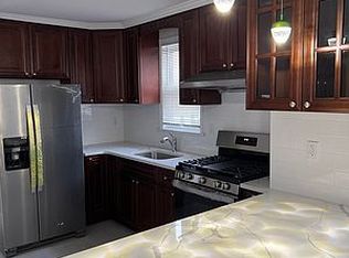 10-07 124th St FLOOR 2, College Pt, NY 11356