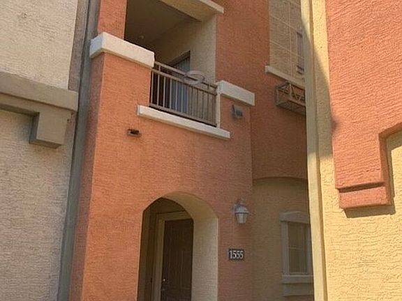 2nd image of 2402 E 5th St Unit 1555