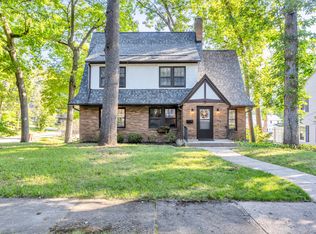 908 Brighton Rd, Jackson, MI 49203