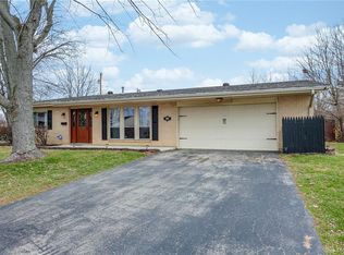 105 Glenwood Ct, Englewood, OH