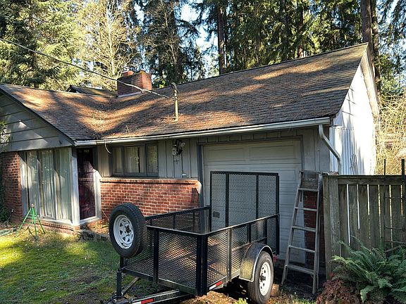 3rd image of 16030 33rd Ave NE