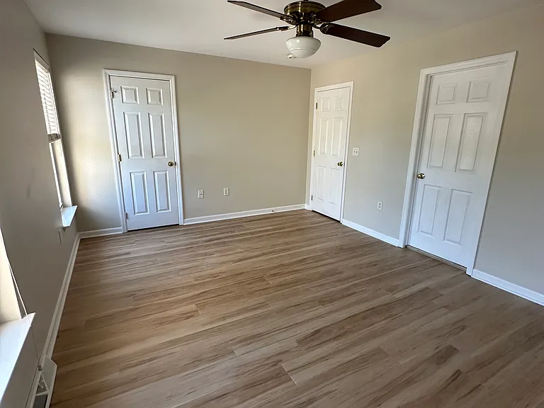 20 Woodmyre Ln — Photo 12