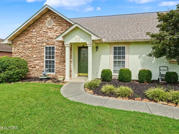 2113 Spalding Dr, Maryville, TN 37803