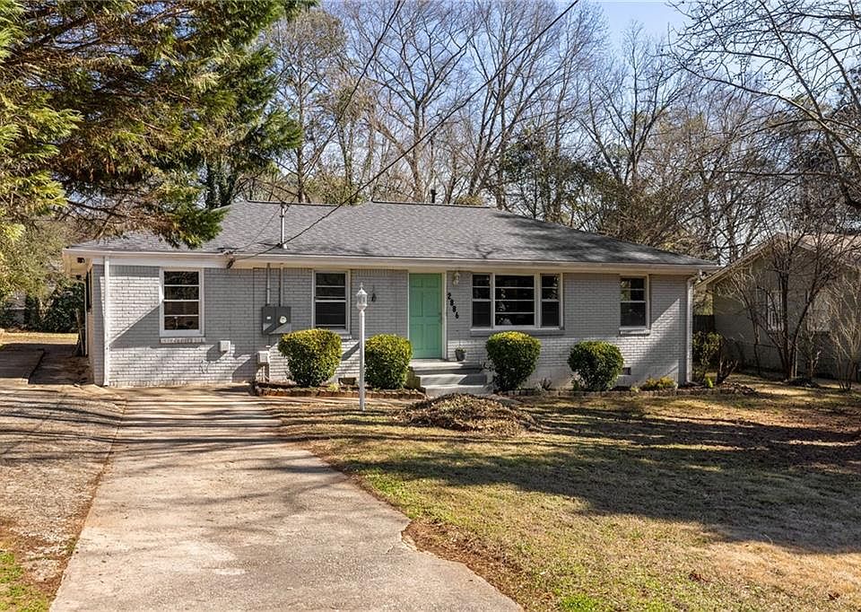 1st image of 2886 Horse Shoe Dr
