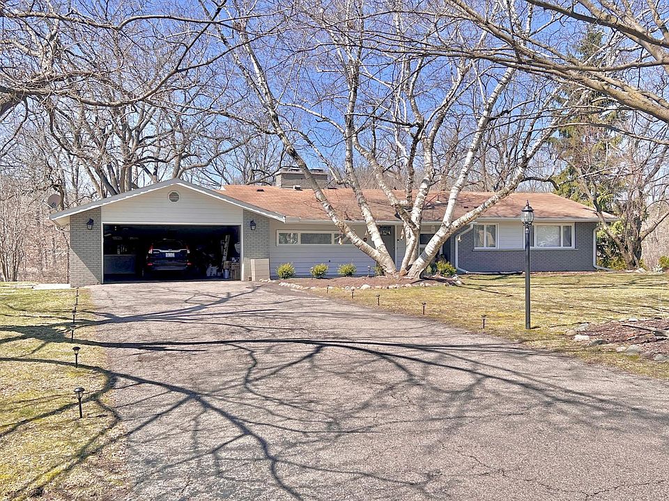 1st image of 3290 Devon Brook Dr