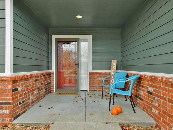 4th image of 943 W Threewood Ct