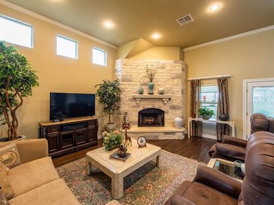 1005 Providence Landing Dr, Columbus, TX, 78934