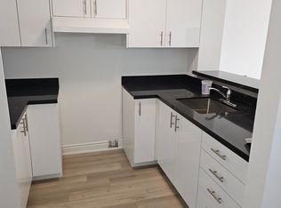 2 Orchard Heights Blvd #243, Aurora, ON