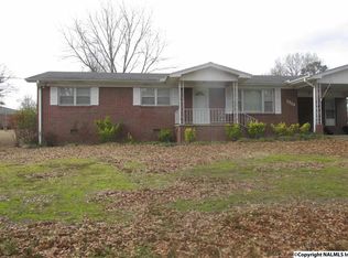 2220 Fairview Rd, Gadsden, AL 35904