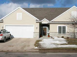 2297 Coral Ct NE, Rochester, MN 55906