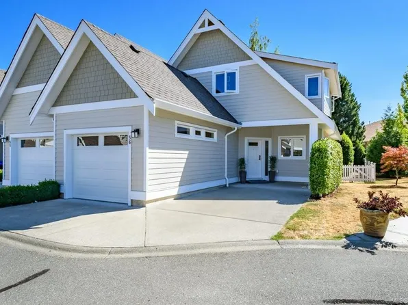 700 Lancaster Way #56, Comox, BC V9M 0B6