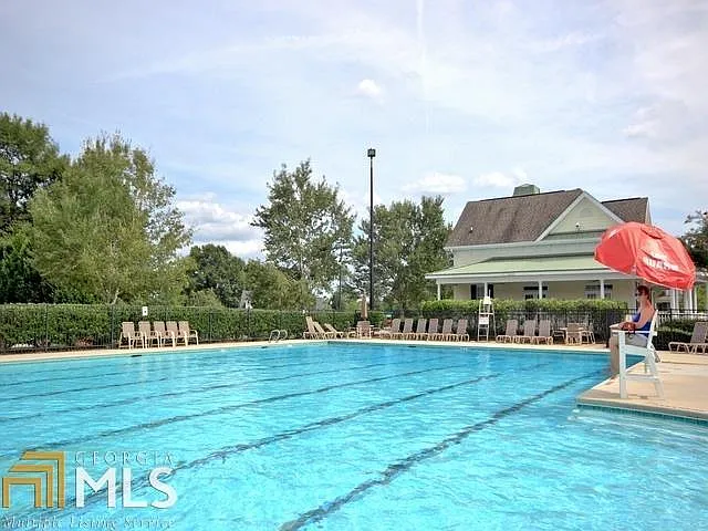 35 Bedford Park Dr — Photo 27