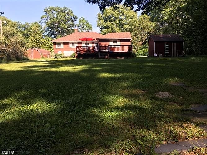 2nd image of 1041 Stillwater Rd
