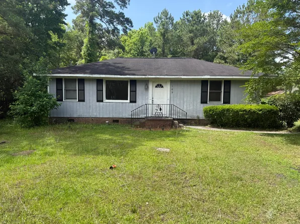 169 Ravenell Dr, Saint Stephen, SC 29479