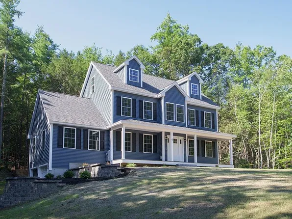 4 Kristina Lane, Sandown, NH 03873