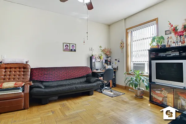 Sold by Coldwell Banker Reliable Real Estate | media 2