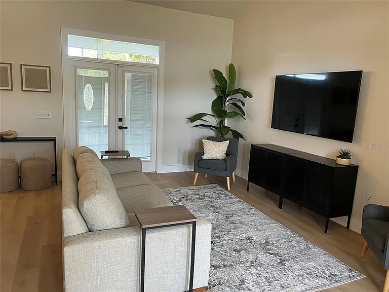 37015 Waldo Dr — Photo 7