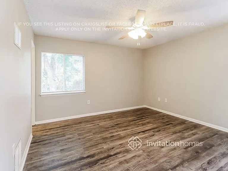 1306 Gulfview Woods Ln — Photo 7