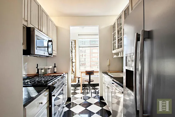 Rented by Halstead Real Estate | media 17