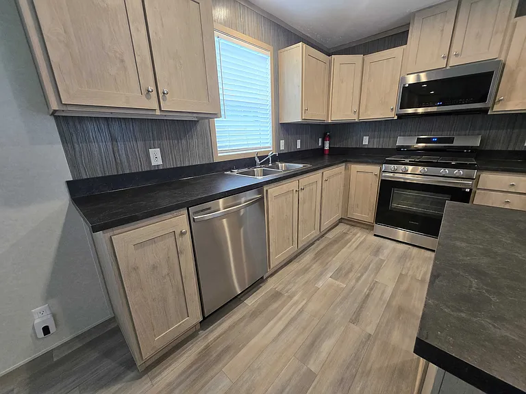29800 Guilford Cir #107 — Photo 6