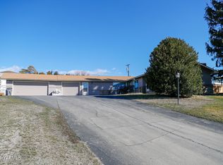2713 Rest Haven Rd, Yakima, WA 98901
