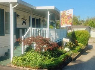 122 Lafayette Dr, Norristown, PA 19403